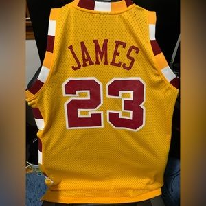 Vintage Cleveland Cavaliers Lebron James Jersey XL